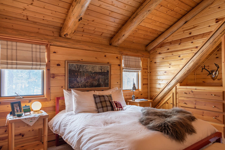 Sweet Flag Cabin